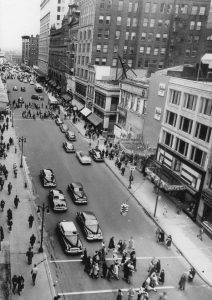 Hartford downtown circa 1958. Notable for substantial pedestrian activity and relative lack of automobile congestion.